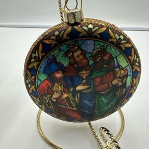 Three Wisemen Glass Disk Christmas ornament, Religious - Great condition 4”